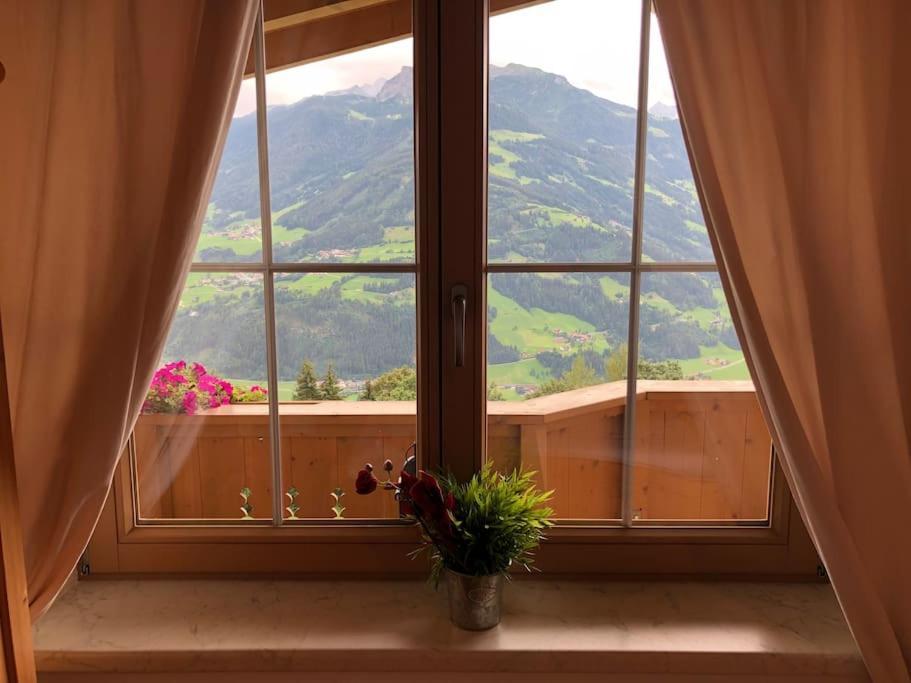 Ferienhaus Zillertal Panorama Blick Balkon Sauna Zellberg Kültér fotó