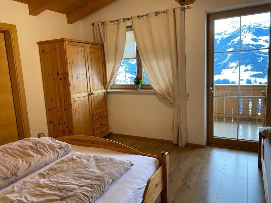 Ferienhaus Zillertal Panorama Blick Balkon Sauna Zellberg Kültér fotó