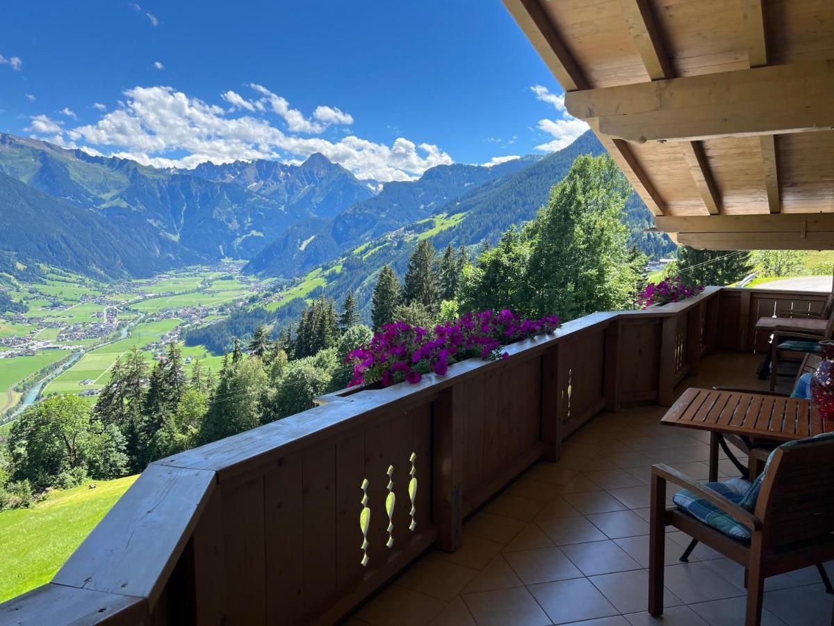 Ferienhaus Zillertal Panorama Blick Balkon Sauna Zellberg Kültér fotó