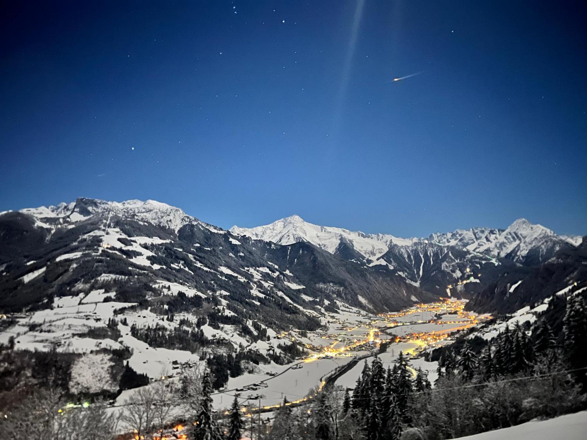 Ferienhaus Zillertal Panorama Blick Balkon Sauna Zellberg Kültér fotó